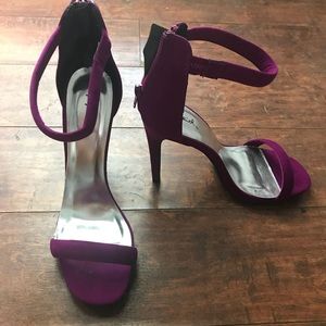 Qupid Violet Suede heels
